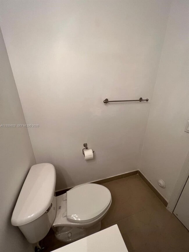 Building Photo - 721 SW 107th Ave