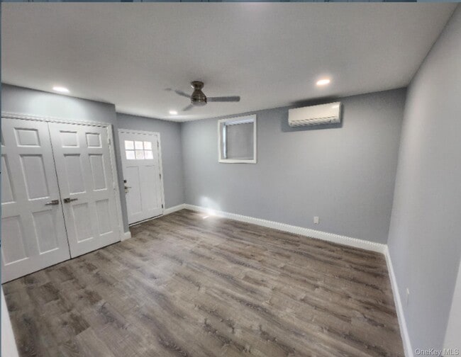 Building Photo - 132A Hawthorne Ave