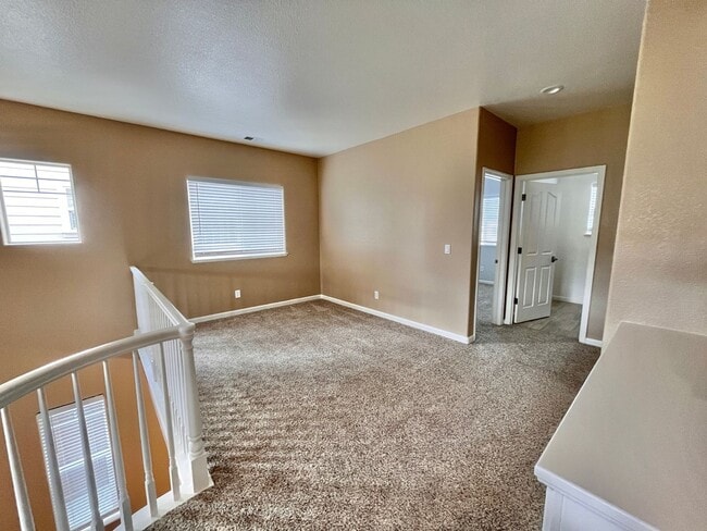 Building Photo - Beautifully Remodeled 4-Bedroom, 2.5 Bath ...