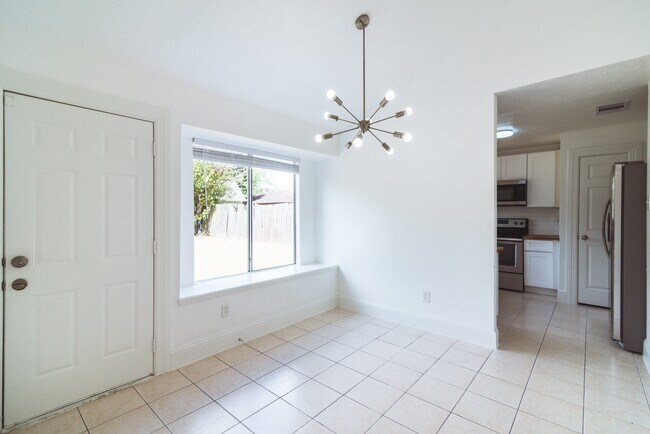 Building Photo - 8602 Rockmont Ct