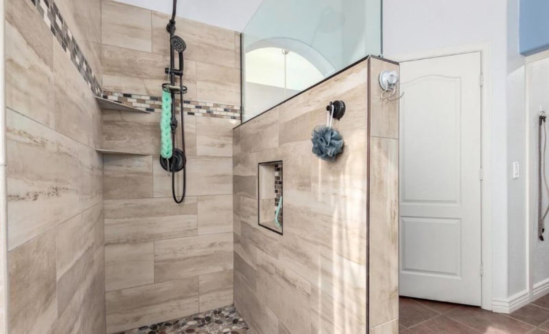 Building Photo - 22556 N Haley Dr