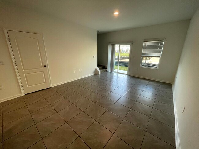 Building Photo - 95 Playa De Luna Ln