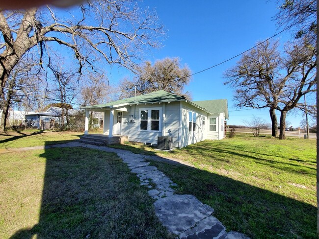 Building Photo - Cottage in Cresson