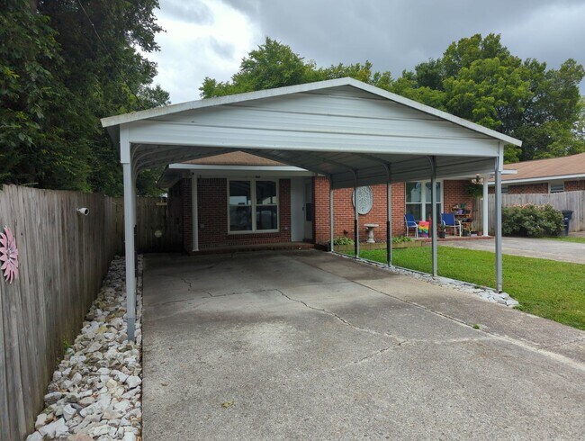 Primary Photo - 4222 Ealy Rd
