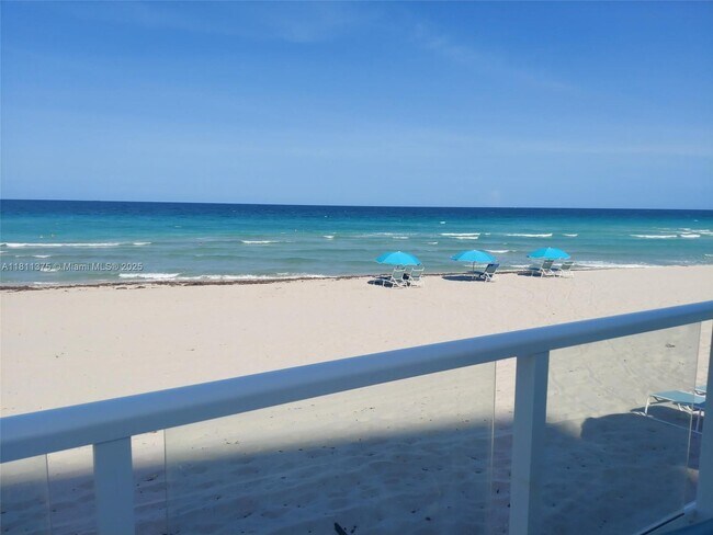 Building Photo - 3140 S Ocean Dr