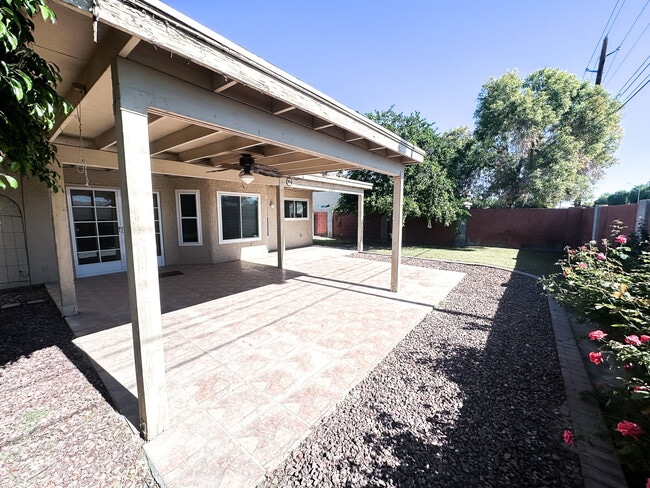 Building Photo - 3555 W 15th Ln