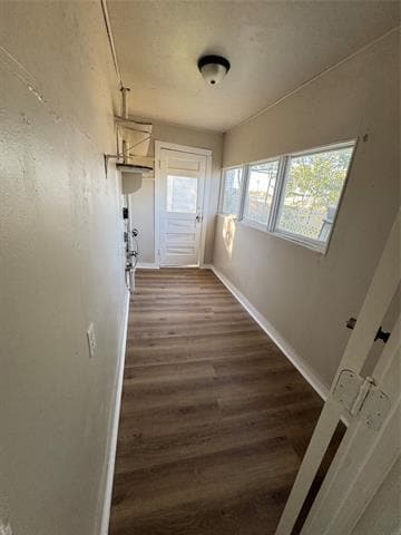 Building Photo - 503 W Elm