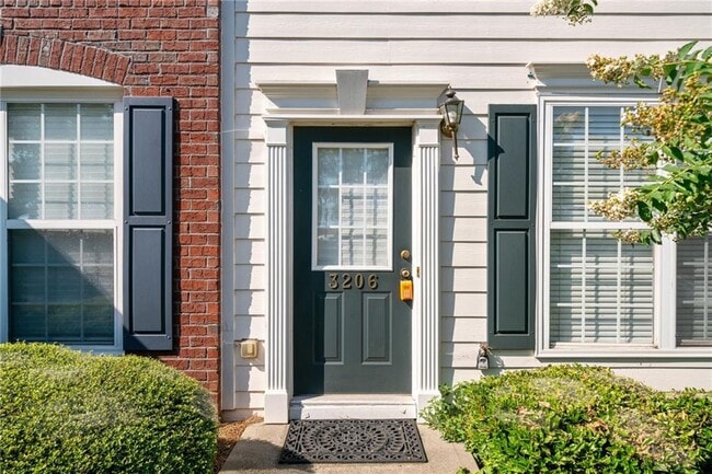 Building Photo - 3206 Hidden Cove Cir NW