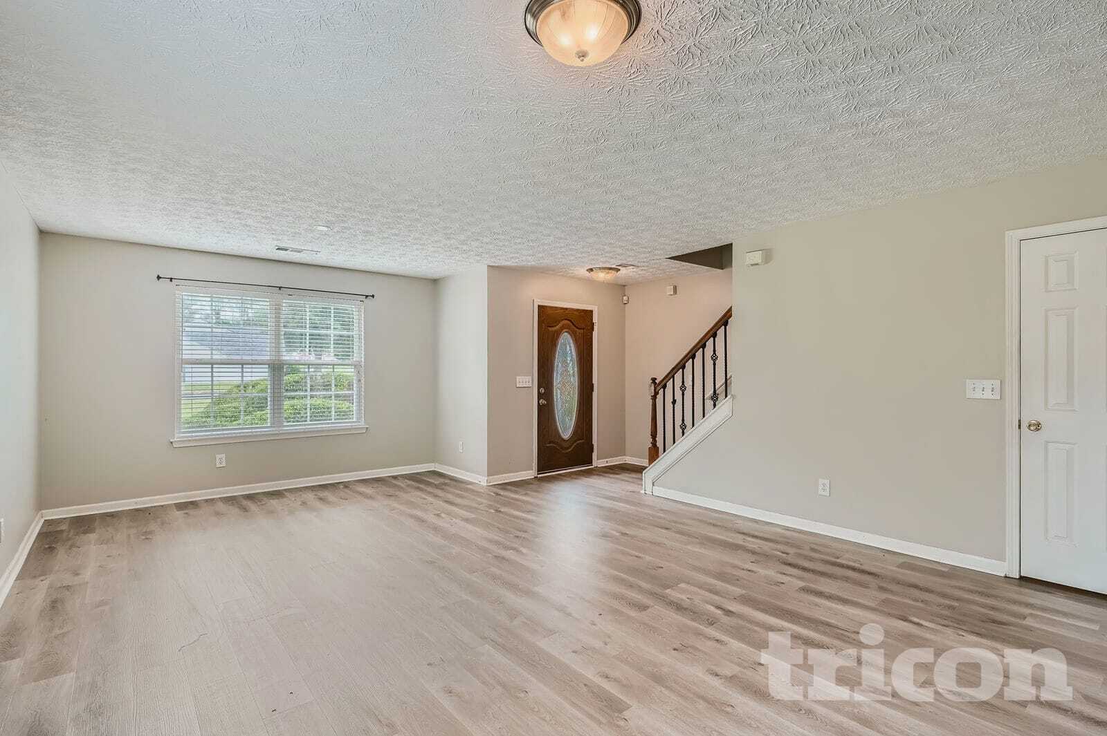 Building Photo - 5251 Miranda Way