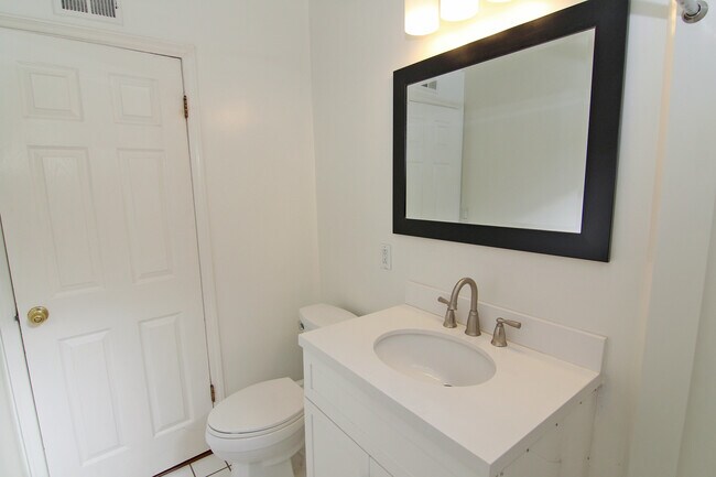 Building Photo - 9310 Crebs Ave