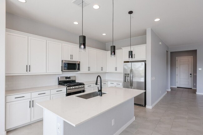 Building Photo - 31674 N 123rd Ave