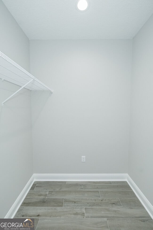 Building Photo - 229 The Villas Wy