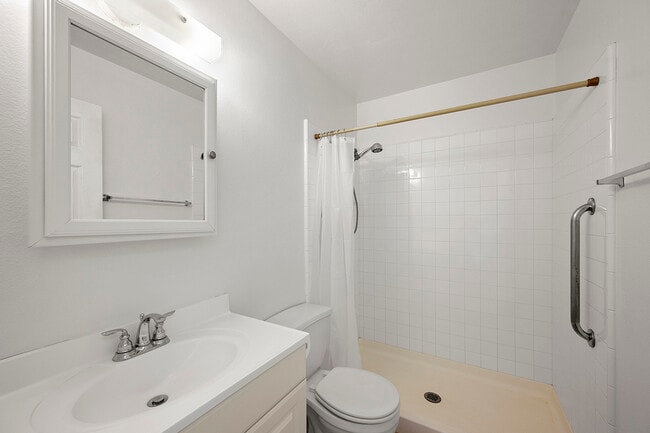 Building Photo - 10875 Barbados Way