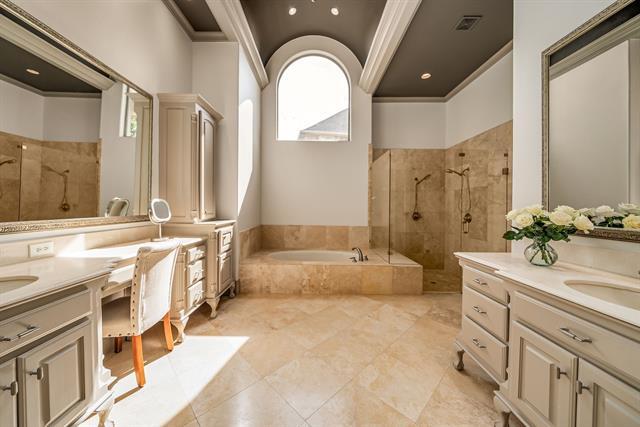 Building Photo - 6049 Arrowhead Dr