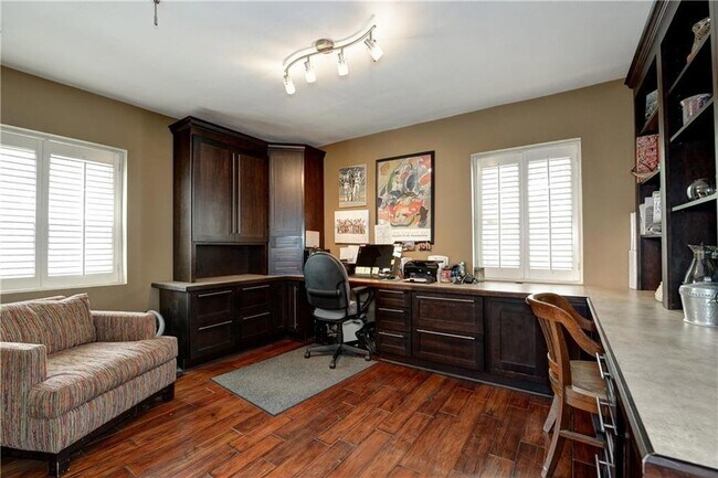Building Photo - 282 Ardmore Cir NW