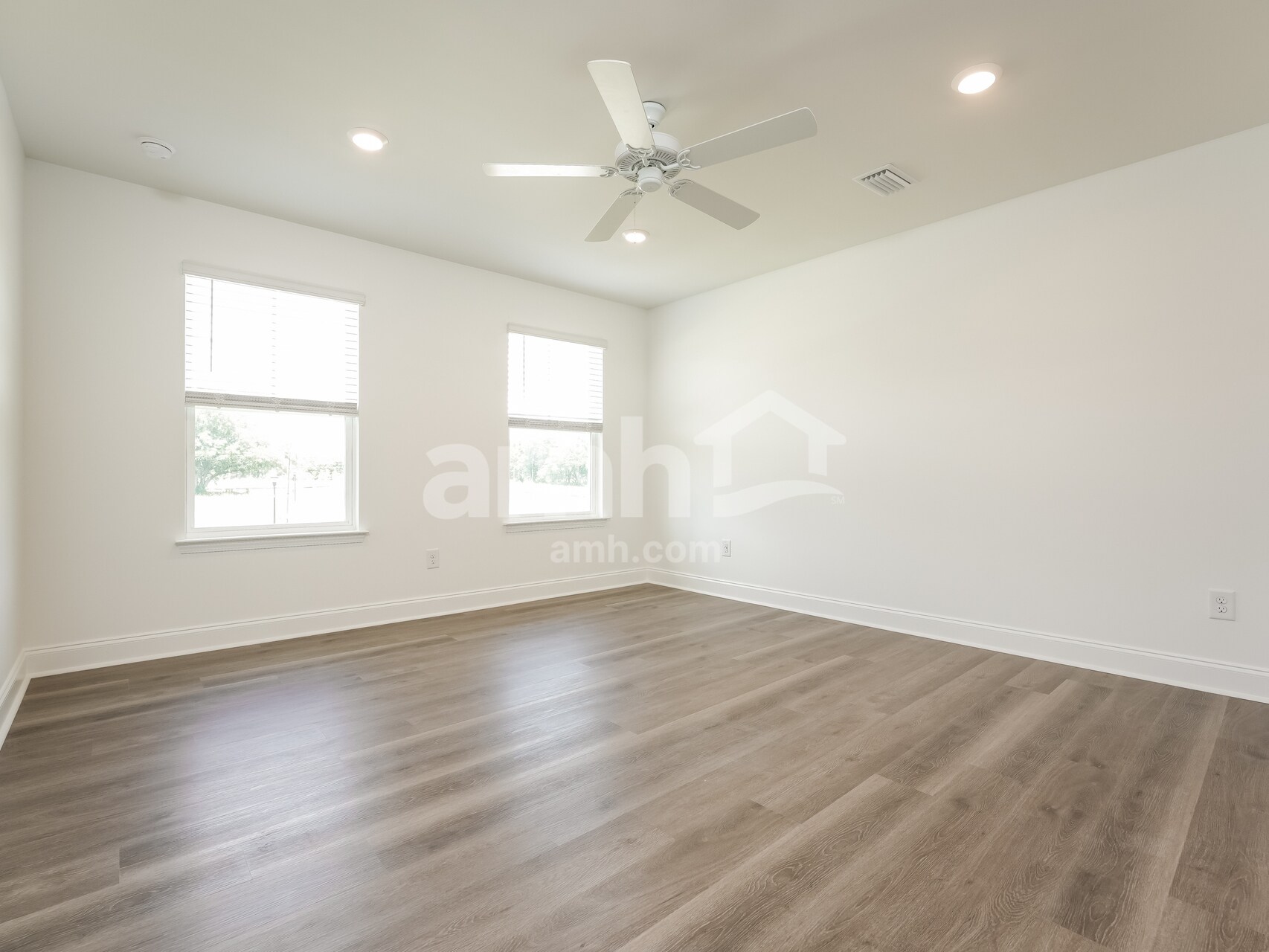 Building Photo - 100 Niven Ct