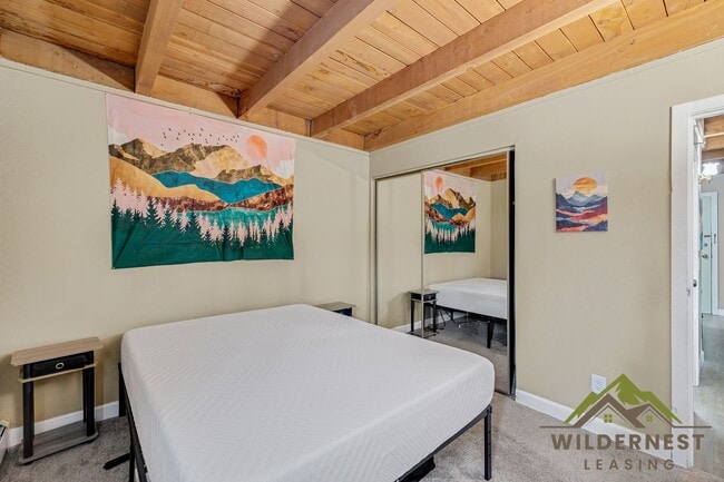 Building Photo - Remodeled One Bedroom Winter Rental