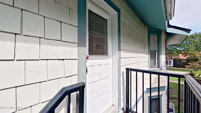 Building Photo - 2354 Forbes St