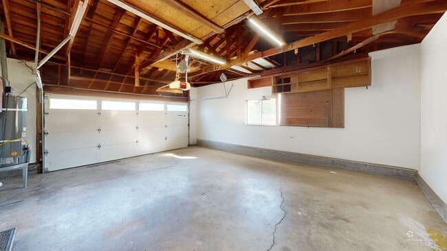 Building Photo - 207 Knight Dr