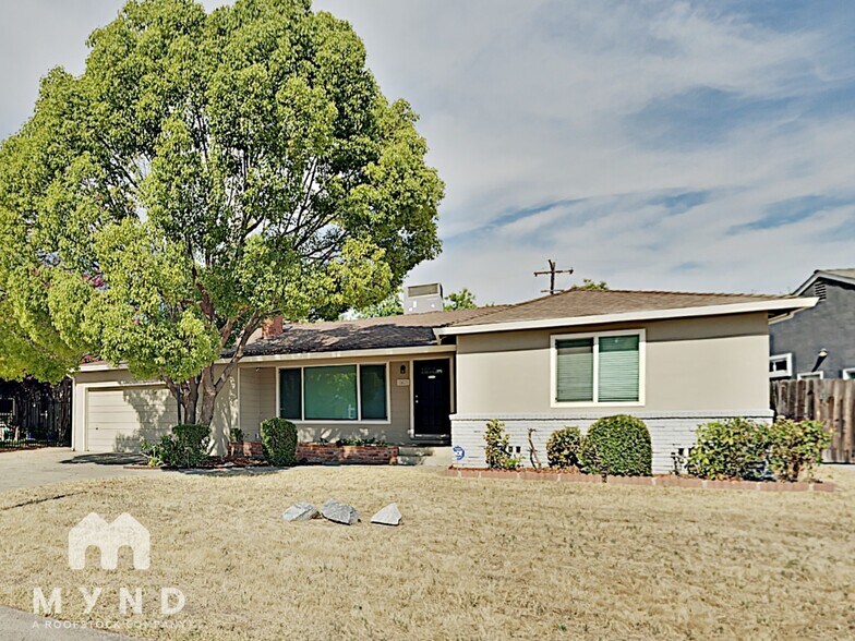Primary Photo - 2428 Drayton Dr