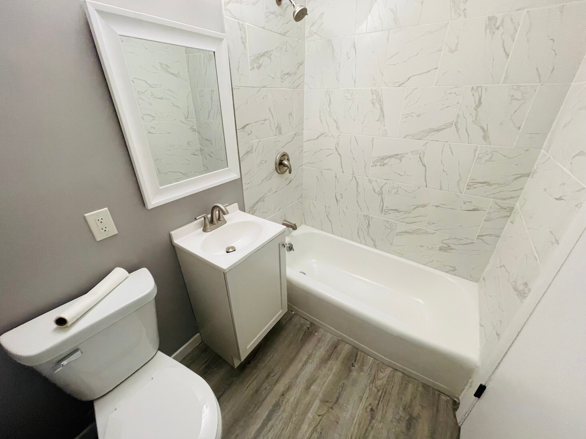 Building Photo - 8620-8620 W Villard Ave