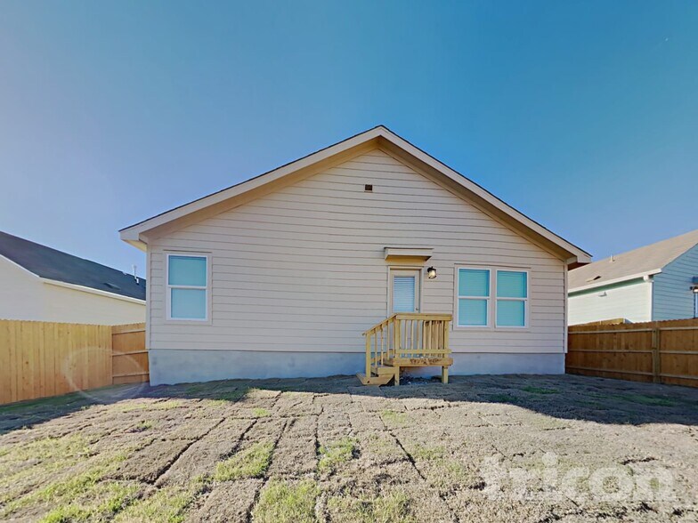 Building Photo - 5542 Basil Chase