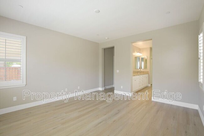 Building Photo - 29503 Moorings Ct