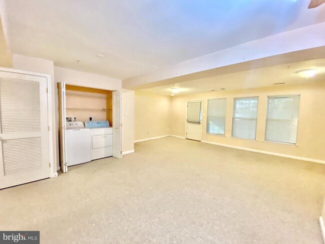 Building Photo - 13029 Vaden Terrace
