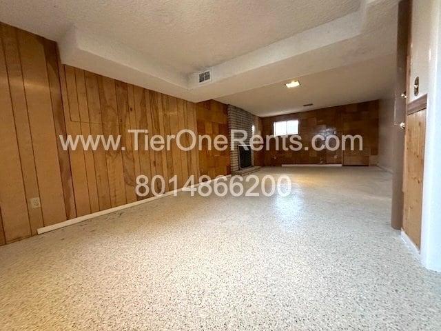 Building Photo - NO DEPOSIT option available for qualified renters!