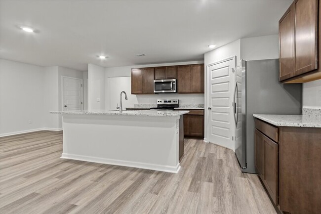 Building Photo - 9948 Sequoyah Cove Dr