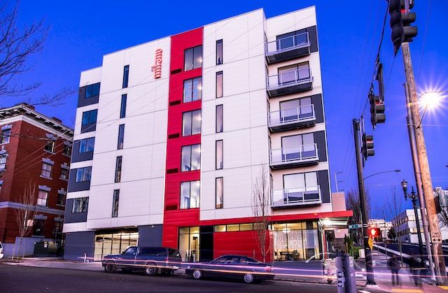 Primary Photo - Milano