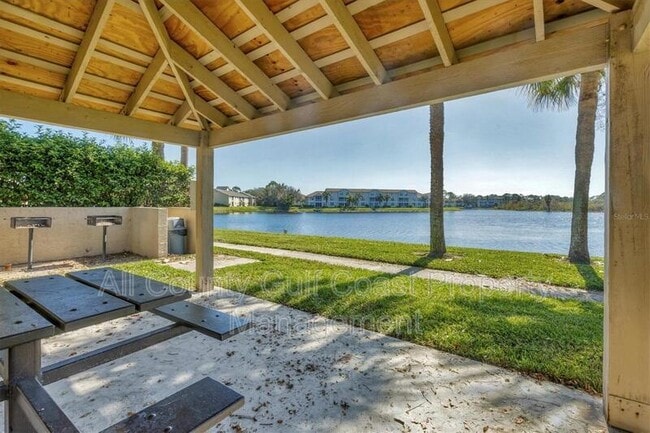 Building Photo - 4057 Crockers Lake Blvd