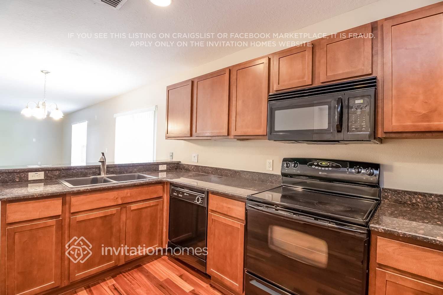 Building Photo - 4859 Anton Ave