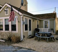 Building Photo - 28 E Rutherford Ln