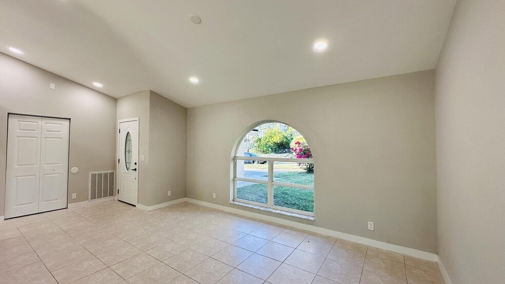 Building Photo - 12816 67th St N