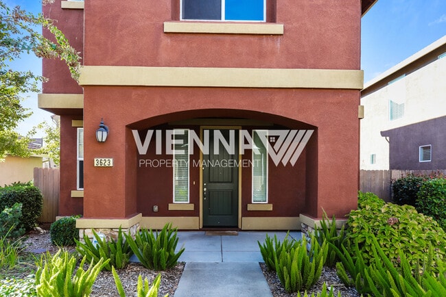 Building Photo - 3623 el Dala Ln