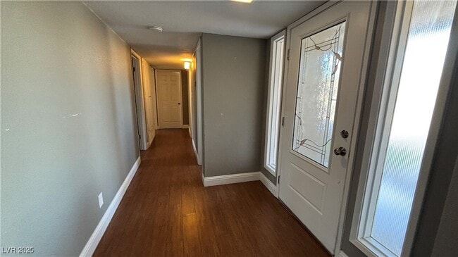 Building Photo - 1516 Houssels Ave