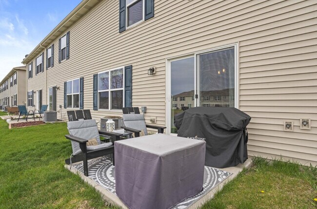 Building Photo - 11151 Vermont Cir