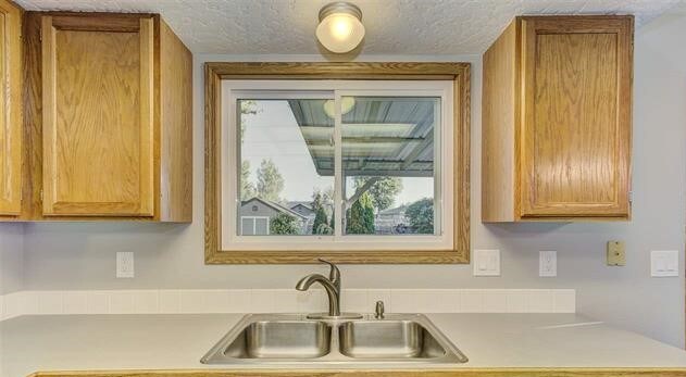 Building Photo - 5656 S Onaga Pl