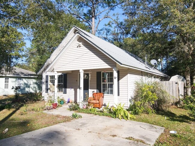 Primary Photo - 363 22nd Ave