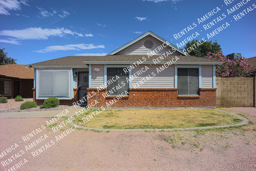 Building Photo - 1055 N Recker Rd