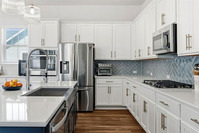 Building Photo - 8704 Apogee Blvd