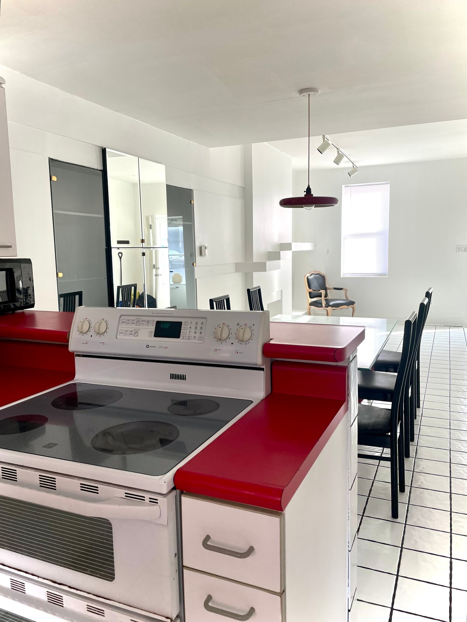 Building Photo - 118 S 26th St