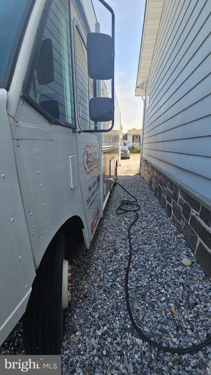 Building Photo - 101 N Broadway