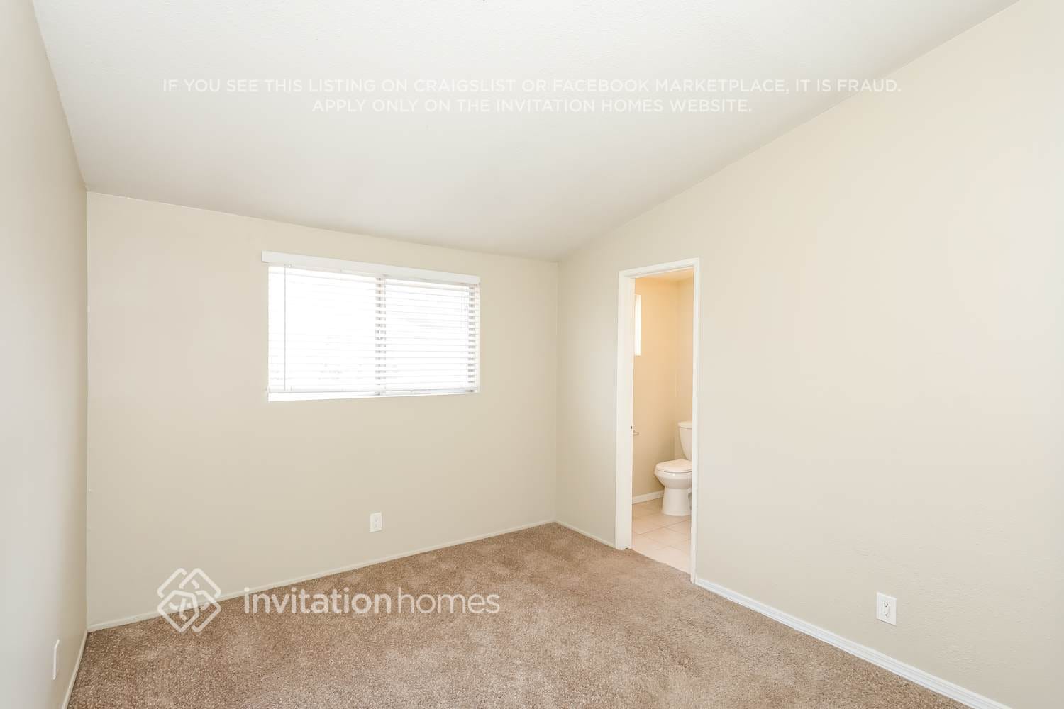 Building Photo - 27210 Marchland Ave