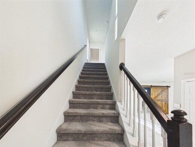 Building Photo - 5164 Chickadee St