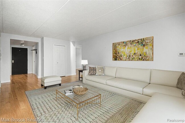 Building Photo - 35300 Woodward Ave