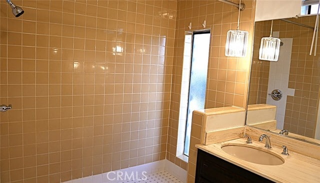 Building Photo - 16371 Chella Dr