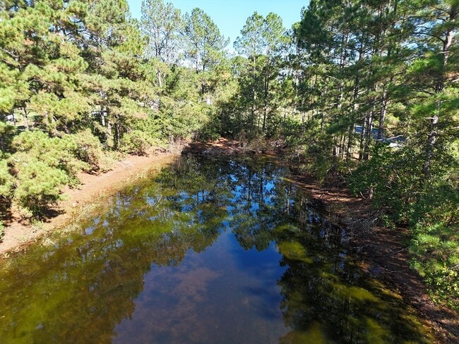 Building Photo - 171 Longwood Dr