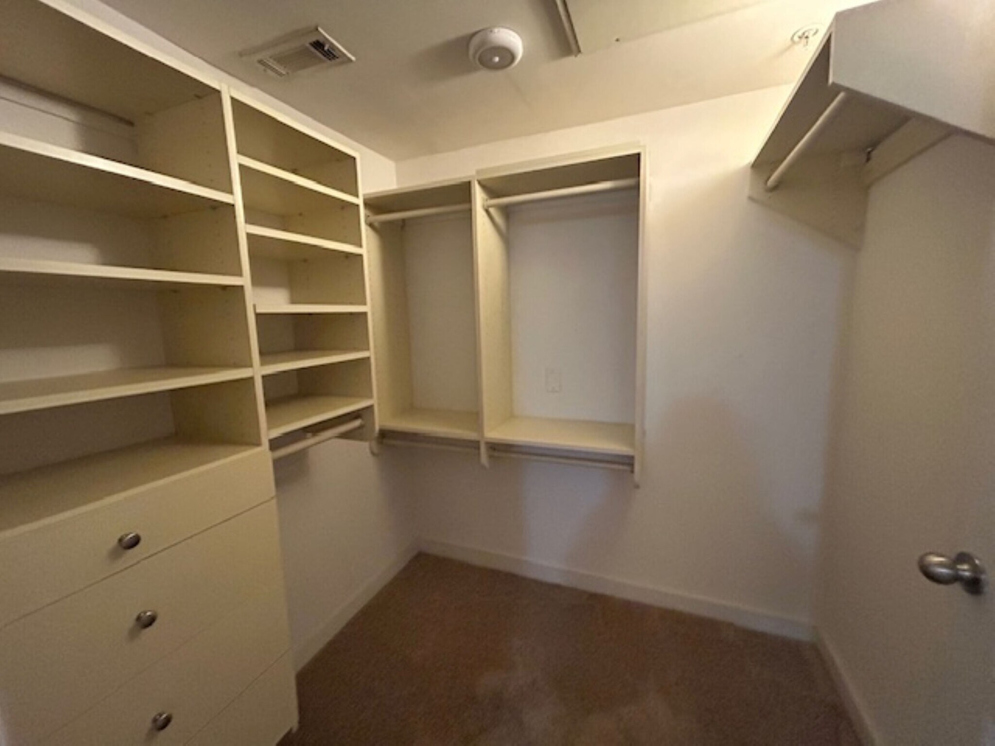 Walk In Closet Organizers - 401 20th St S